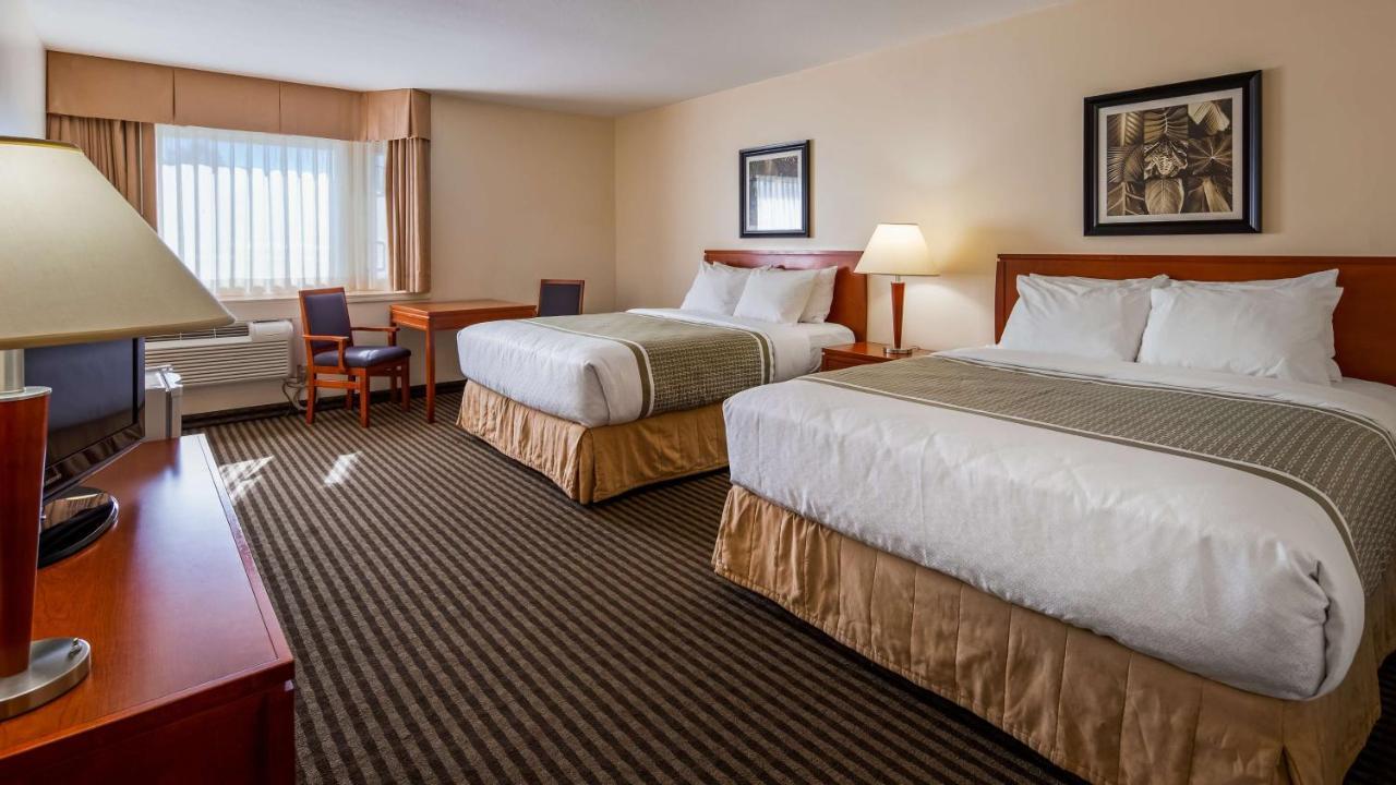 Surestay Hotel By Best Western Chilliwack Exterior photo